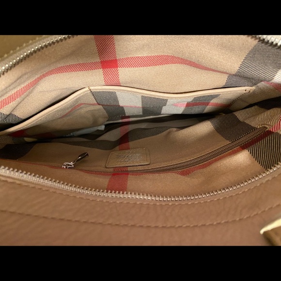 Burberry handbag - Picture 6 of 8